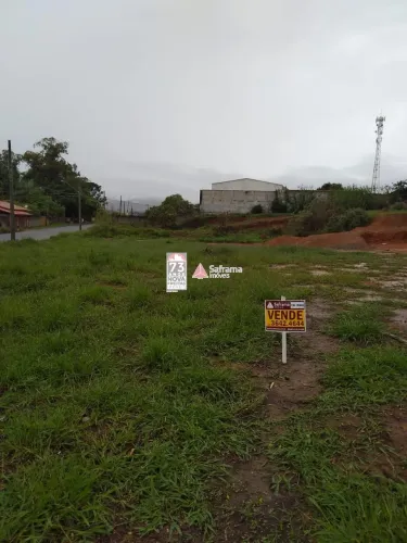 Terreno Padrão em Pindamonhangaba