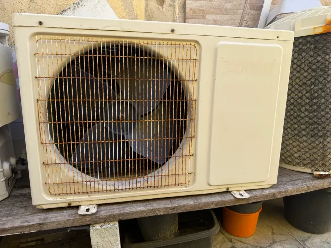 Vendo ar-condicionado usado em bom funcionamento