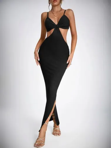 Vestido sexy simples com costas nuas, recorte vazado, fenda e busto franzido