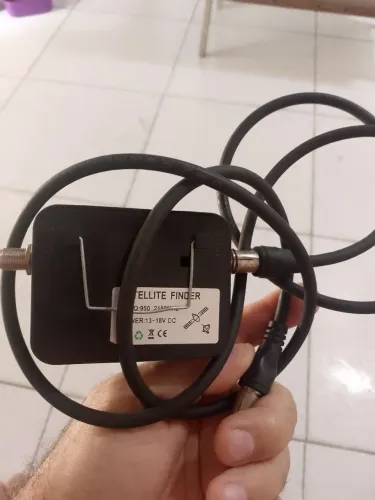 Localizador de satélite 