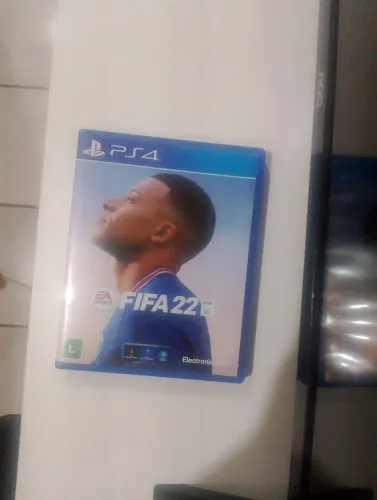 FIFA 22 de PS4 em ótimo estado