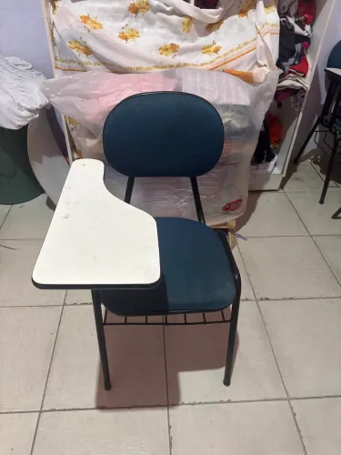 Cadeira escolar 