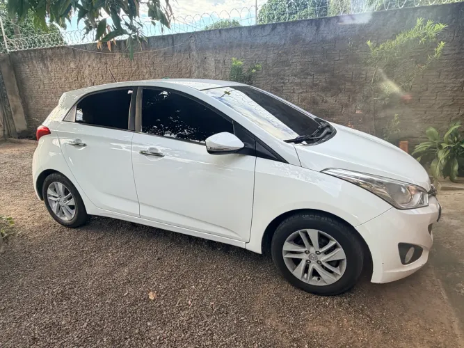 Hyundai HB20 Premium 1.6 Flex 16V Aut. 2015