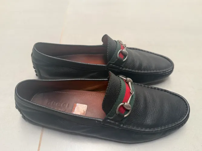 Gucci Mocassim Horsebit Driver em Couro Preto com Faixa Web Original