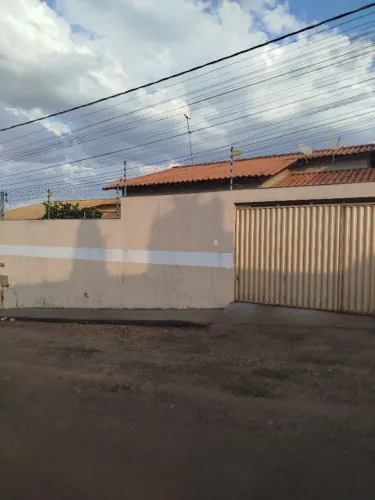Vendo casa em Ouro Verde de Goiás 