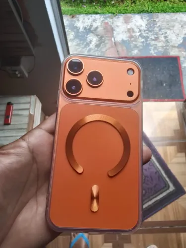 iPhone 11 Carcaça 17 Pro aceito cartões