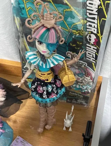 Monster High Rochelle importada