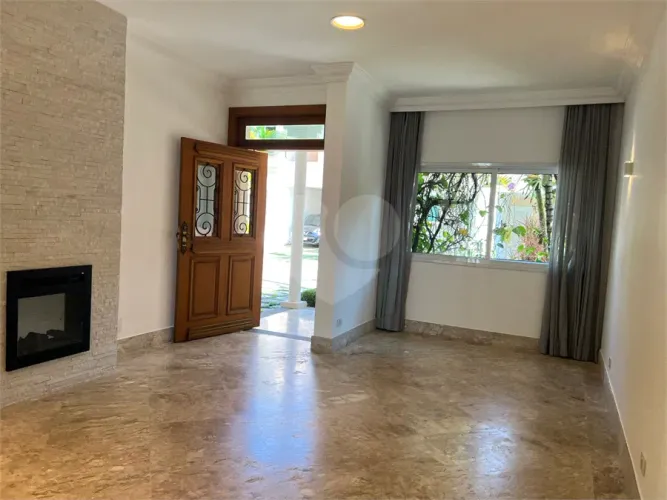Casa em Condomínio com 3 quartos para alugar na Vila Mascote, São Paulo - SP