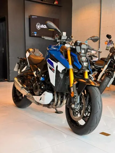 SUZUKI - GSX-S1000