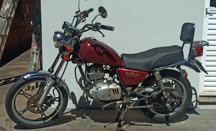 Suzuki intruder 125cc 