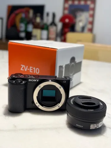 Sony ZV-E10 + lente do kit