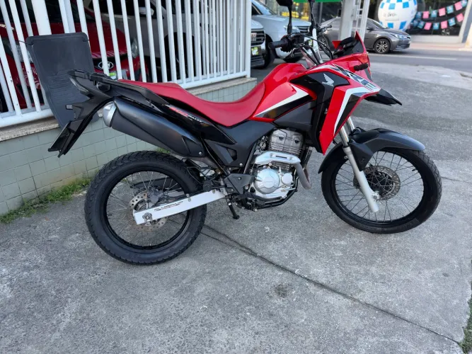 XRE 300 rally 2023 linda demais 