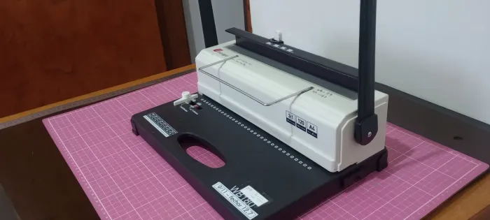 Encadernadora Wireo e Espiral para papelarias