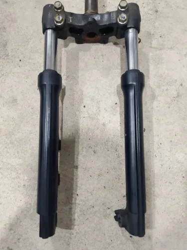 Mesa inferior + bengala neo 125 usado 
