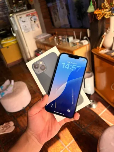 iPhone 13 Azul escuro (Leia a descrição)