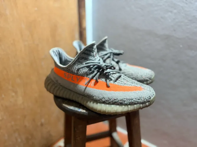 Tenis Yeezy Beluga Reflective
