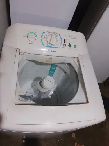 Vendo máquina 12kg