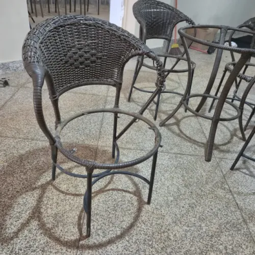 REPARO E REVITALIZAÇÃO DE MÓVEIS EXTERNOS