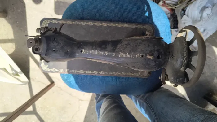 Máquina de costura antiga