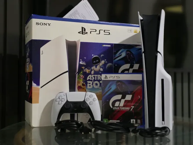 Playstation 5 ( PS5 ) Slim Mídia Física- NA GARANTIA