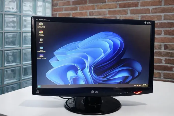 MONITOR LG FLATRON 22 POLEGADAS/ENTREGO