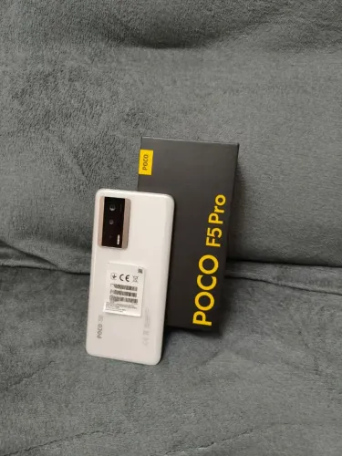 Poco f5 pro 12/ 512 gb lmpecável <br>+ película de cerâmica reserva<br>R$ 1750,00
