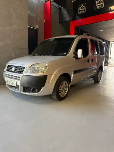 Fiat Doblo Essence 1.8 Flex 16V 5P 2013