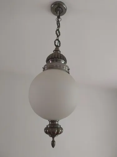 Lustre semi novo