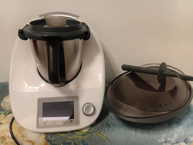 Vende se thermomix 5