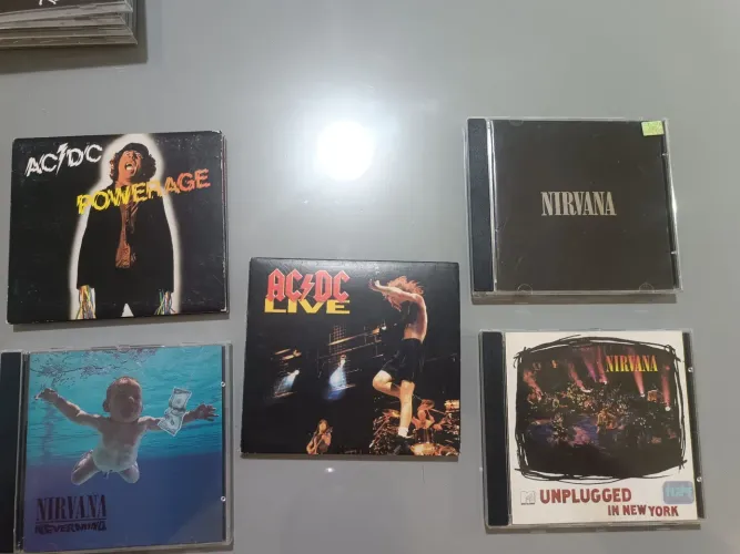 Lote cds AcDc e Nirvana