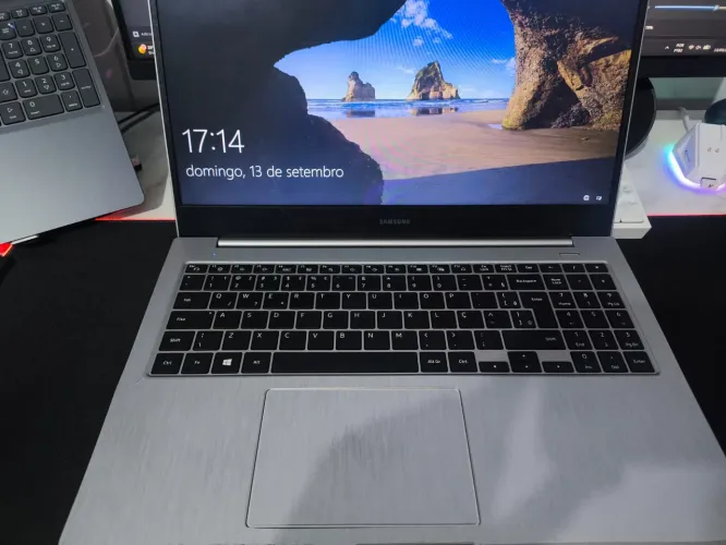 NOTEBOOK SAMSUNG E20 com SSD (Aceito Propostas)