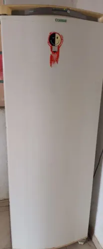 Vendo geladeira em ótimo estado funcionando perfeitamente