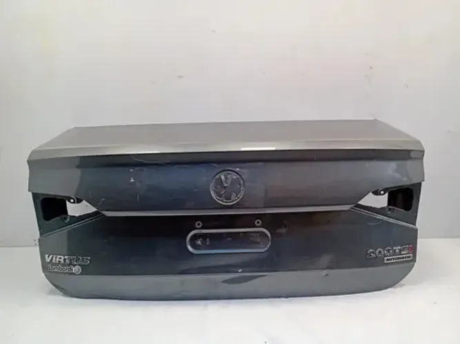 Tampa Porta Malas Volkswagen Virtus C/detalhe 18/23 Vw3557