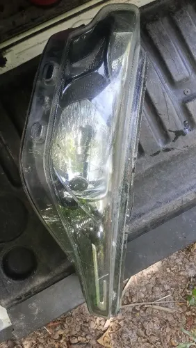 Vendo lente de farol da Strada 2025