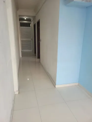 Aluga-se casa na compensa