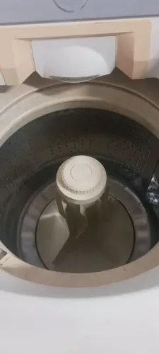 Vendo máquina de lavar 10kg brastemp,faz todo processo porém não derrama a água