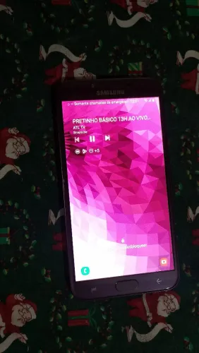 Samsung J4 semi novo tela original whats *