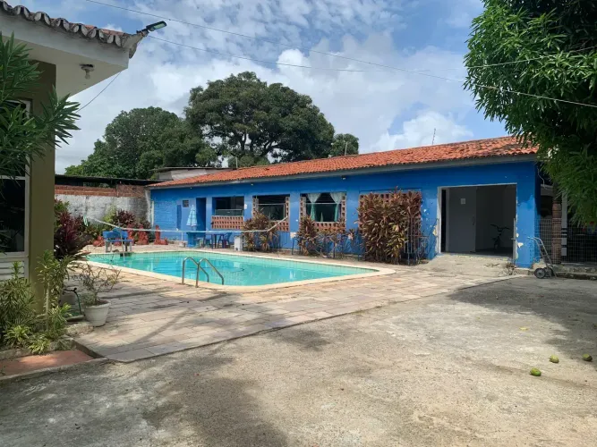 Ótimo TERRENO c/ 02 Frentes na AVENIDA. 04 Lotes 15x30. Melhor Local. LIGUE AGORA!