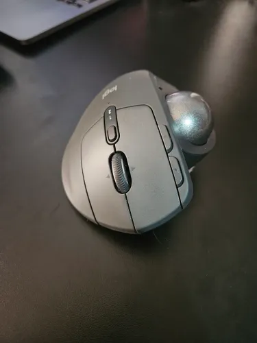 Mouse MX Ergo S Trackball