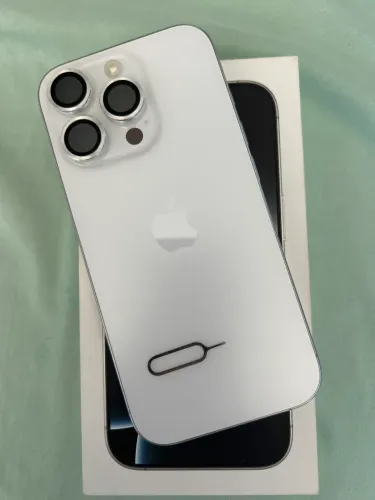 VENDO IPHONE 16 PRO