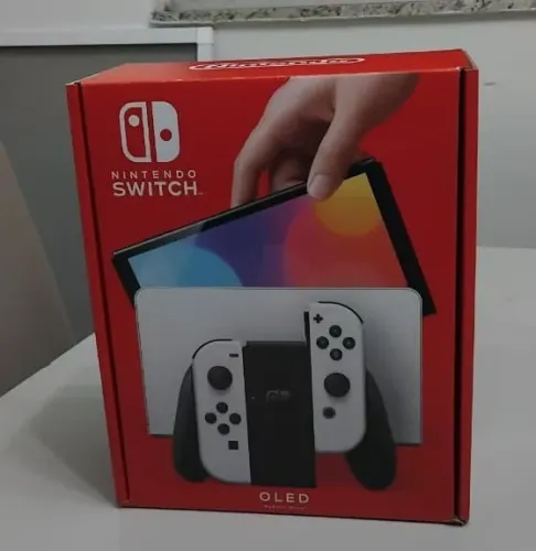 Nintendo Switch Oled (Perfeito Estado) + Case