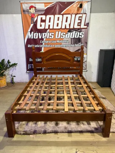 Cama de casal madeira bem conservada ((ENTREGO GRATIS))