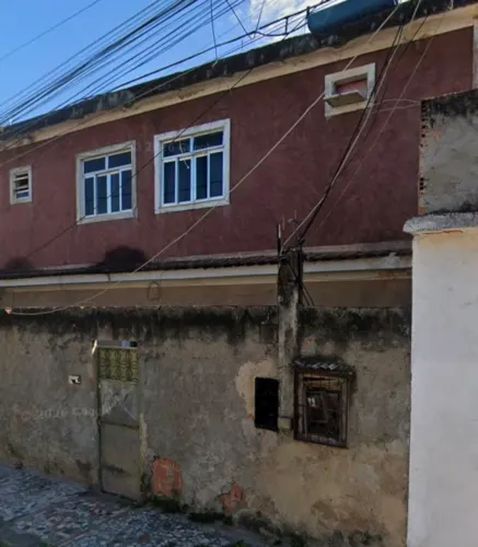 VENDE CASA COM LOJA