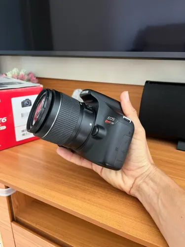 Canon T6