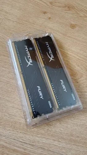 8GB Memória RAM (2 X 4GB) DDR4 