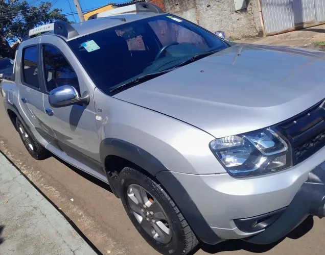 Renault Duster Oroch Dyna. 2.0 Hi-flex 16V Aut. 2017