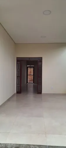 ALUGO CASA