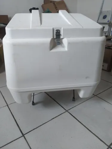 Vendo baú para motos