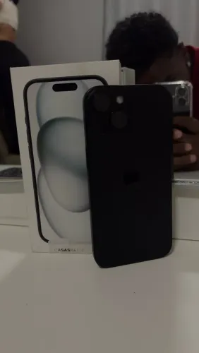 iPhone 15 todo original, pra sair hoje
