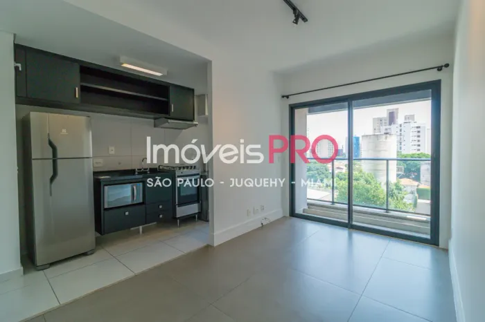 Apartamento para locação em Pinheiros - 40 m² | Semimobiliado
